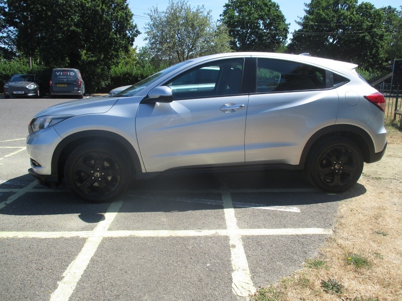Honda Hr-V 1.5 I-vtec Ex Cvt Black #14