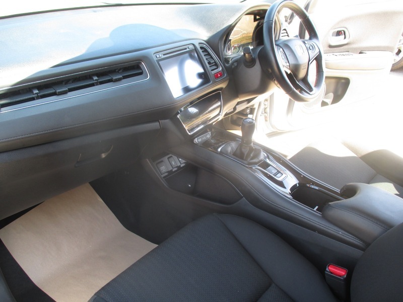 Honda Hr-V 1.5 I-vtec Ex Cvt Black #30