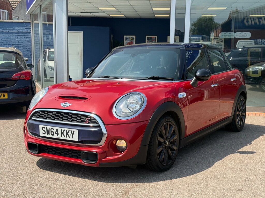 Mini Hatch 2.0 Cooper S Hatchback Euro 6 Ss SW64KKY Red #2