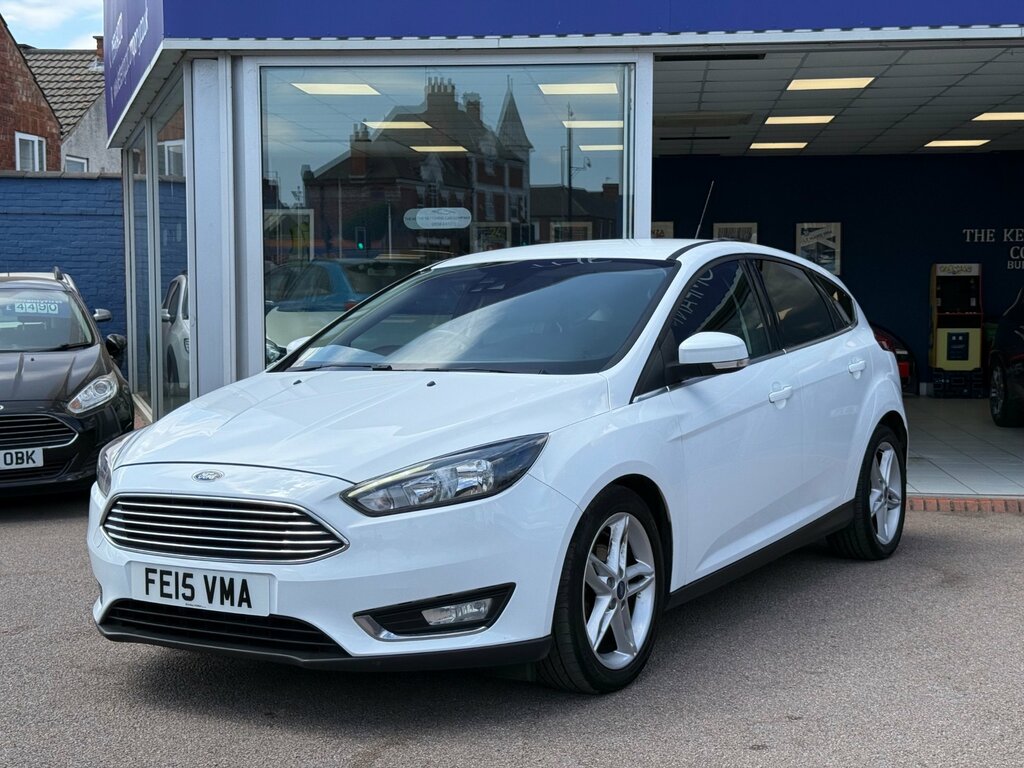 Ford Focus 1.5 Tdci Titanium Hatchback Euro White #2