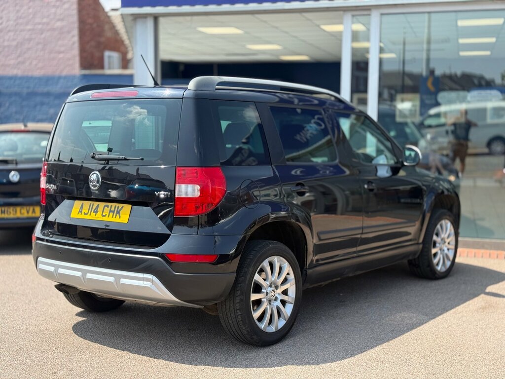 Skoda Yeti 2.0 Tdi Se Outdoor Euro 5 110 P Black #3