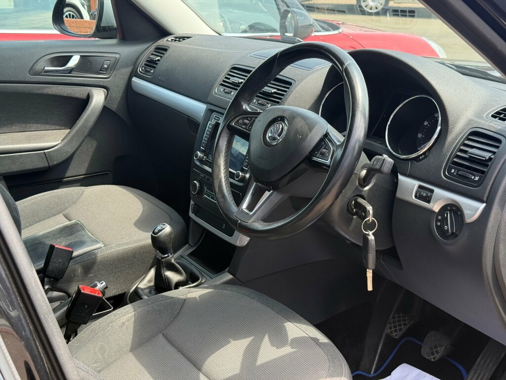 Skoda Yeti Elegance Blue #7