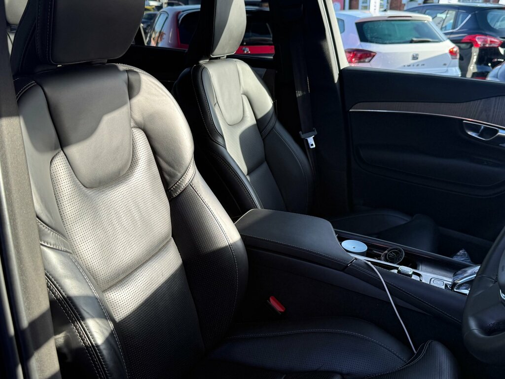 Volvo XC90 Xc90 B5 Mhev Awd Black #11