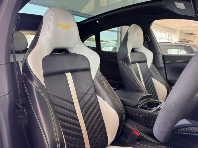Aston Martin DBX Estate Grey #11