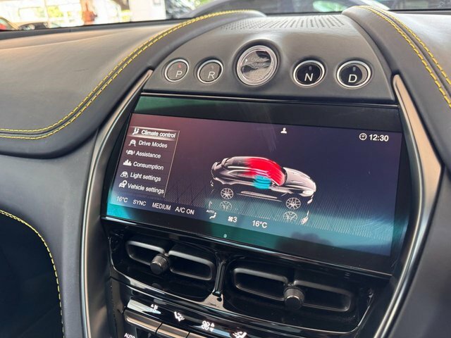 Aston Martin DBX Estate Grey #50