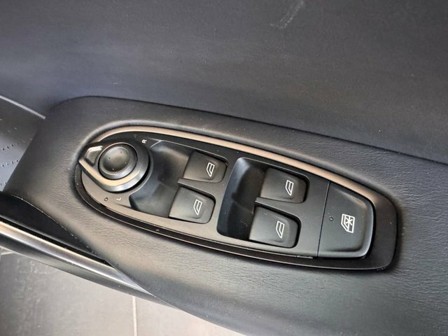 Aston Martin DBX Estate Grey #29