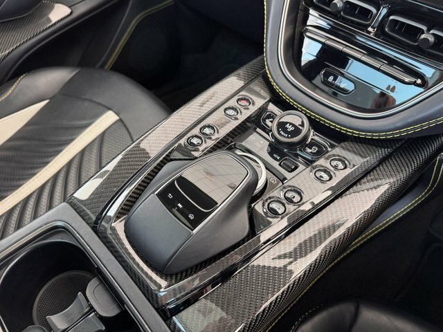 Aston Martin DBX Estate Grey #35