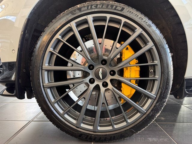 Aston Martin DBX Estate Grey #60