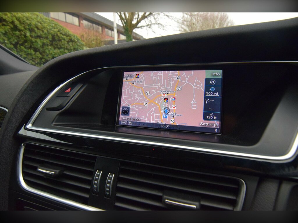 Audi A4 Saloon 2.0 Tdi S Line 2013 Silver #16