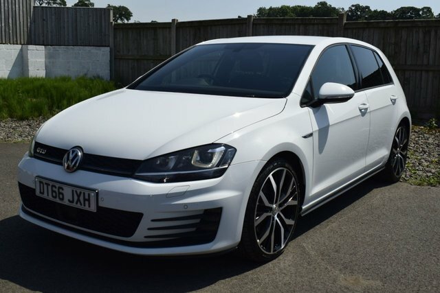 Volkswagen Golf 2.0 Tdi Bluemotion Tech Gtd Hatchback M White #3