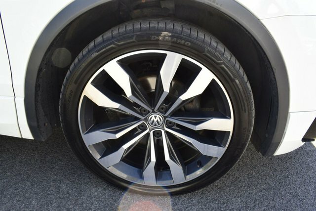 Volkswagen Tiguan 2.0 Tdi R-line Tech Suv Dsg 4Motion Eur VK68XBE White #4