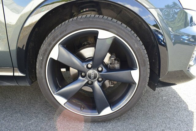 Audi Q3 2.0 Tdi Black Edition Suv Quattr MD67WVH Green #4