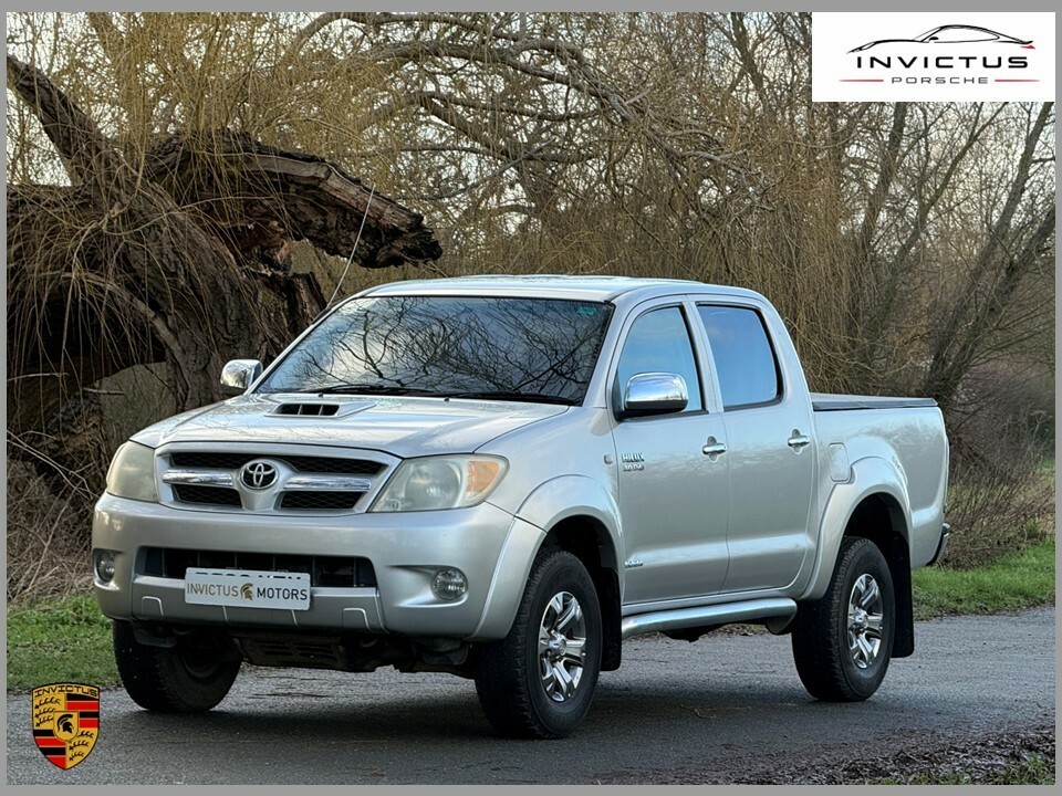 Toyota HILUX 3.0 D-4d Invincible Silver