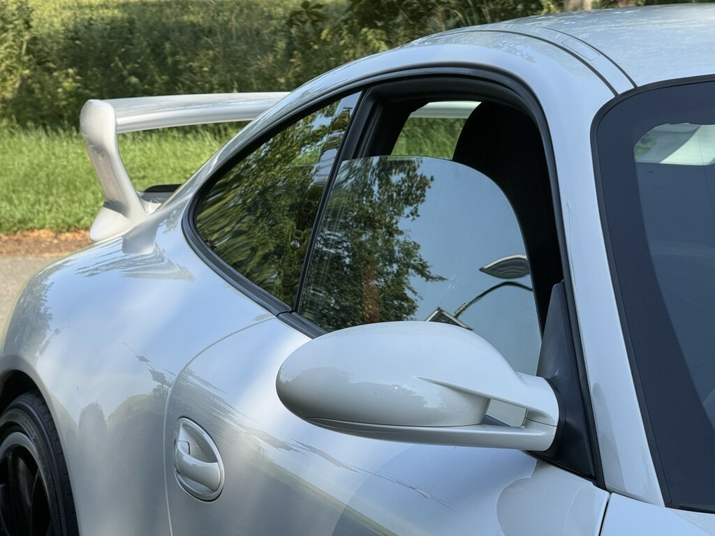 Porsche 911 Carrera 2 S #21