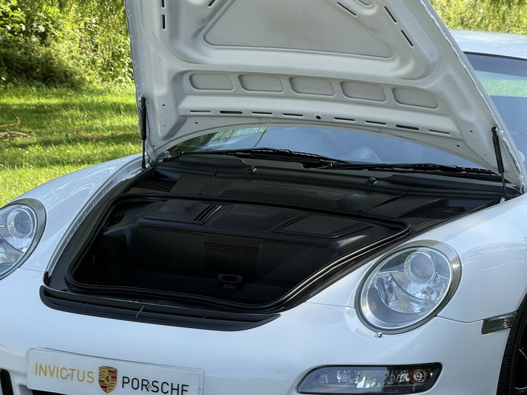 Porsche 911 Carrera 2 S #29