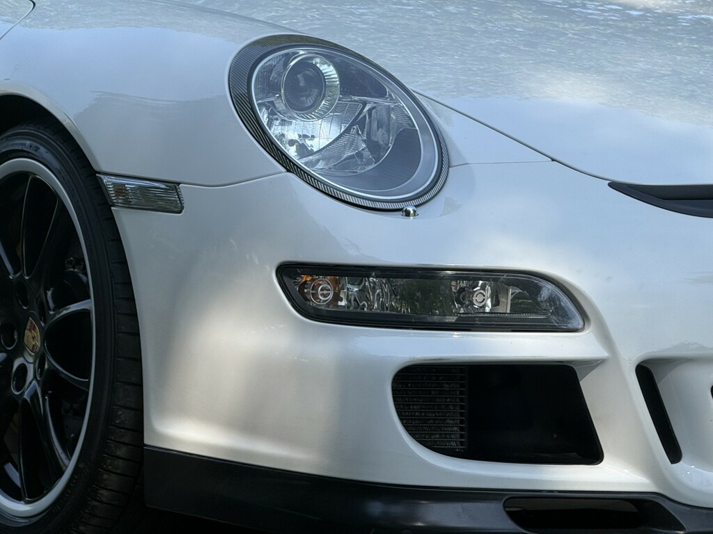 Porsche 911 Carrera 2 S #22