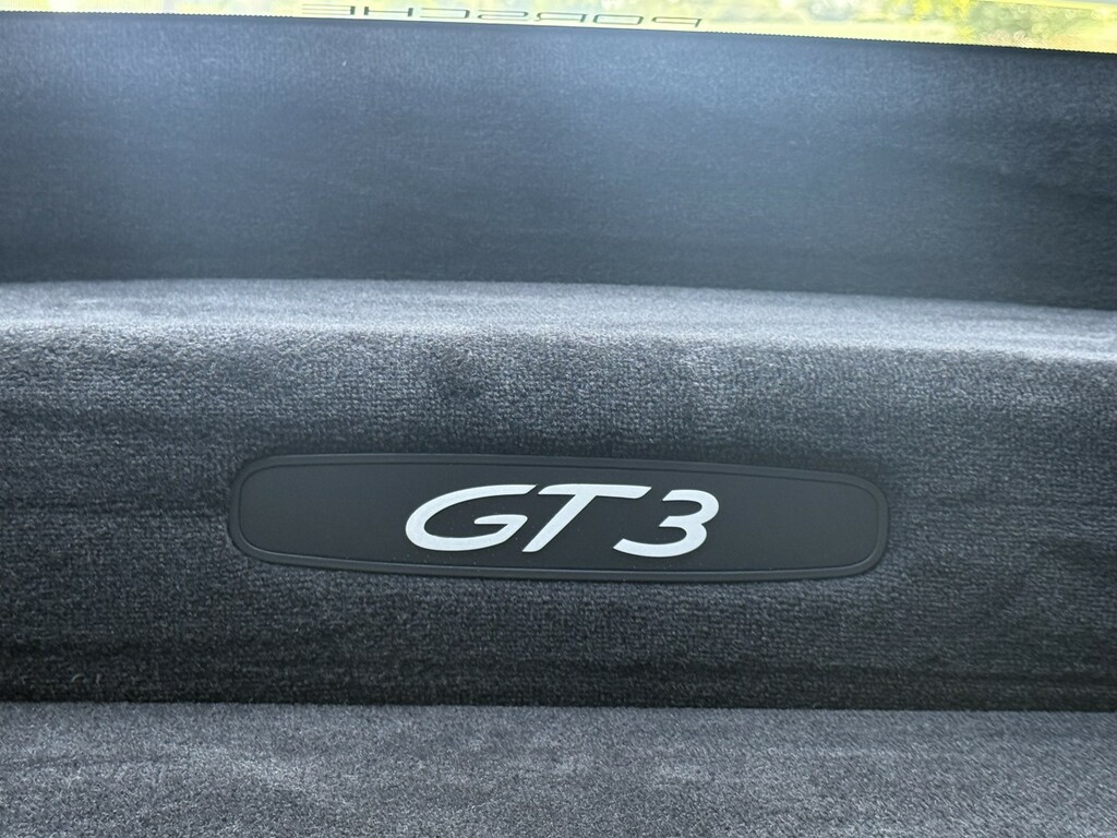 Porsche 911 Carrera 2 S #12