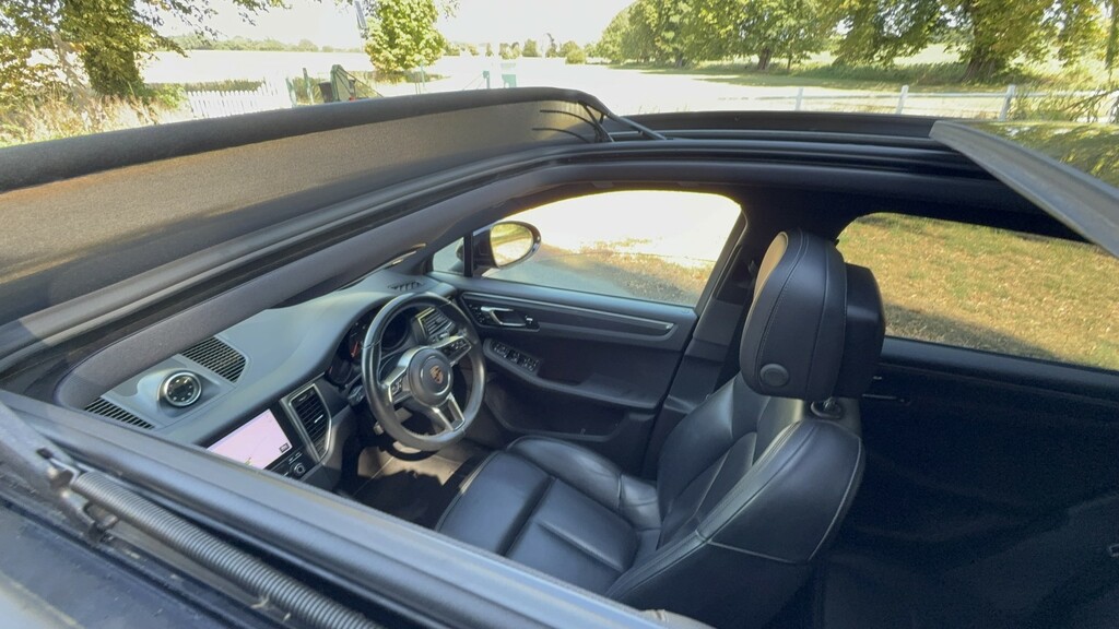 Porsche Macan 2.0 T RX18PYJ Black #4