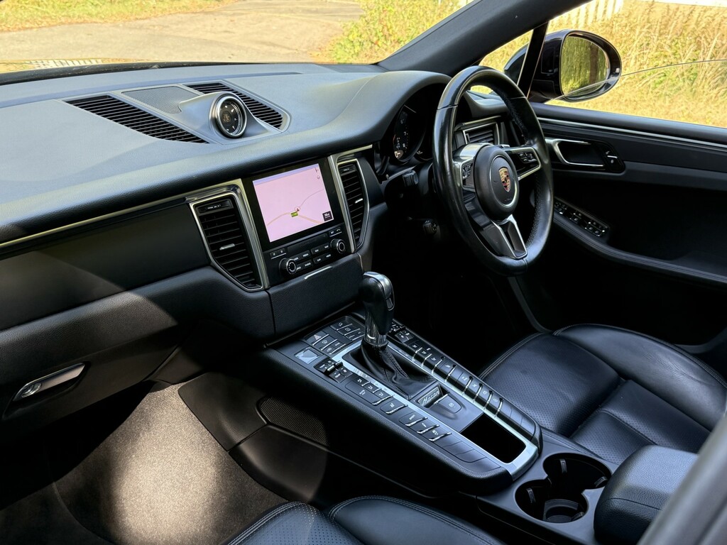 Porsche Macan 2.0 T RX18PYJ Black #5