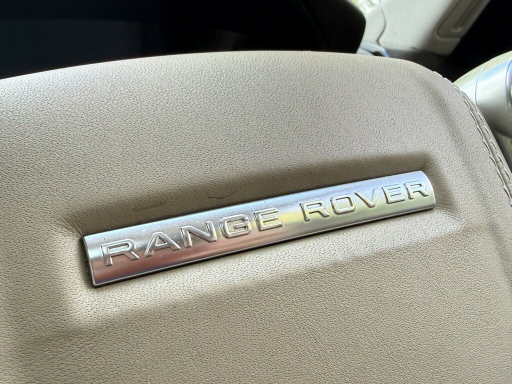 Land Rover Range Rover Autobiography Black #44