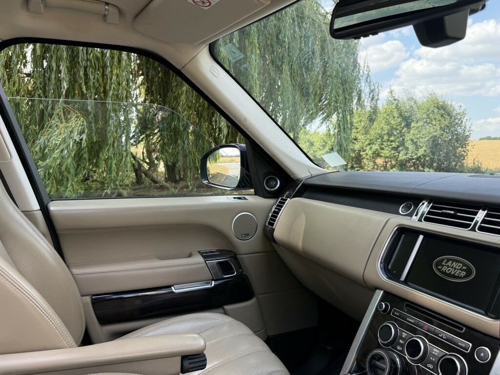 Land Rover Range Rover Autobiography Black #32