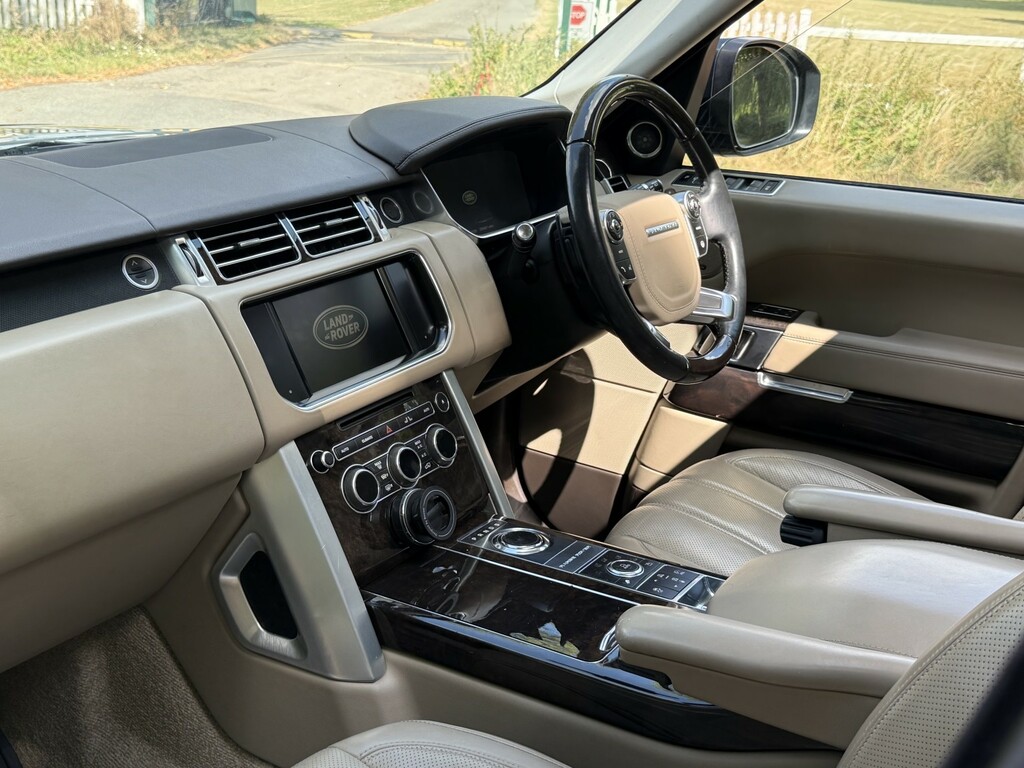Land Rover Range Rover Autobiography Black #5