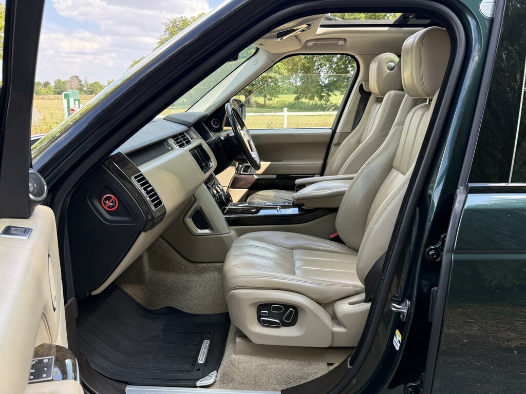 Land Rover Range Rover Autobiography Black #7