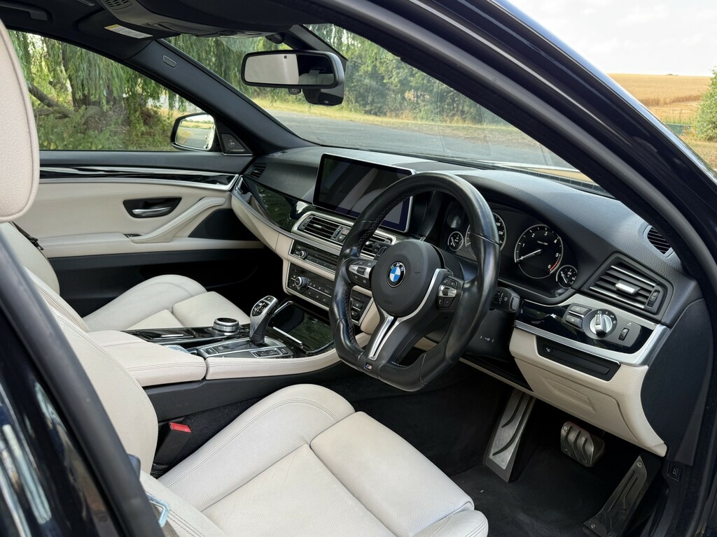 BMW 5 Series 520D Se Silver #57