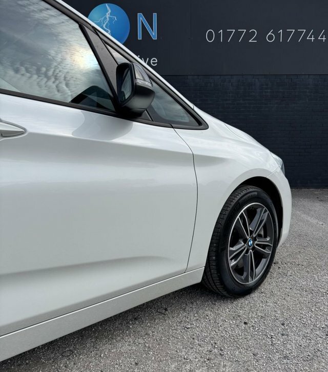 BMW 2 Series Active Tourer 1.5 225Xe Plug-in Hybrid 4Wd Sat Nav White #6