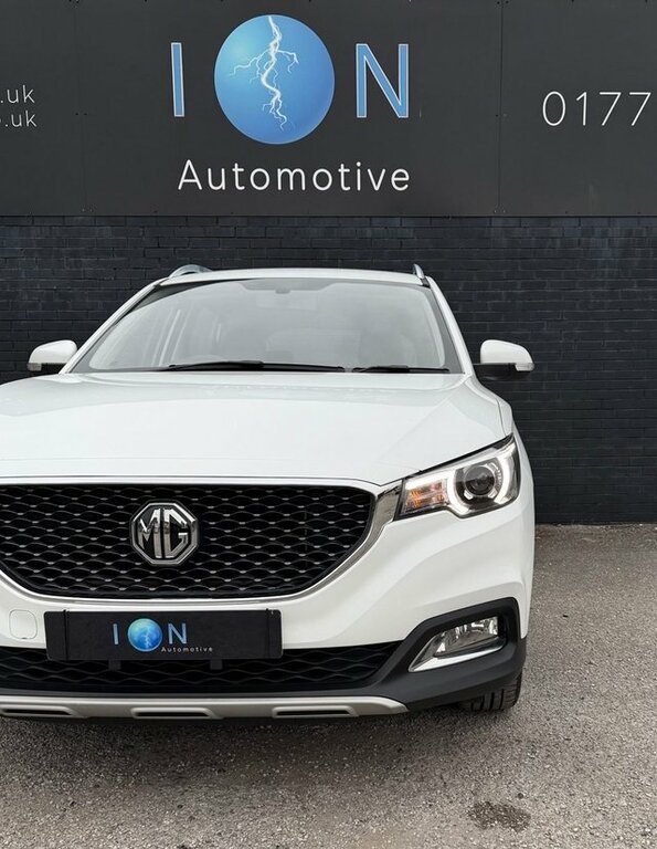 MG ZS 1.5 Vti-tech Exclusive Apple Caplay Nav Cameras S White #2