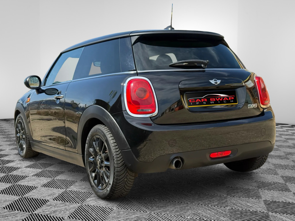 Mini Hatch 1.5 Cooper Hatchback Euro 6 Ss LS66UAA Black #2