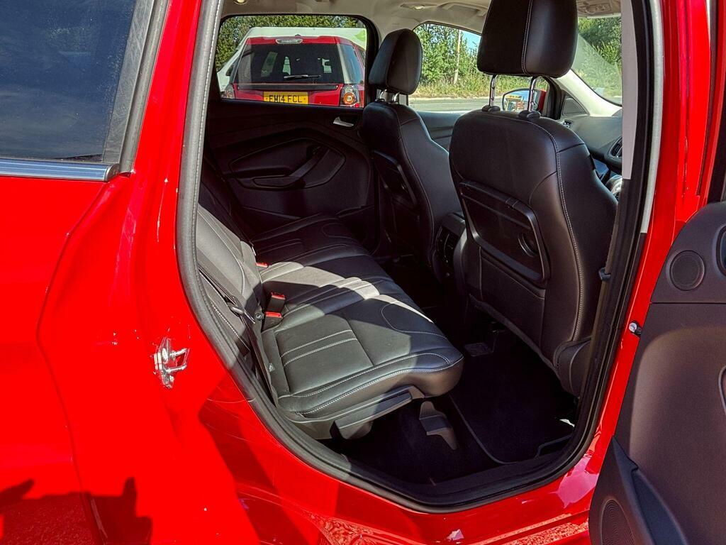 Ford Kuga 2.0 Tdci Zetec Suv 2Wd Euro 6 S White #16