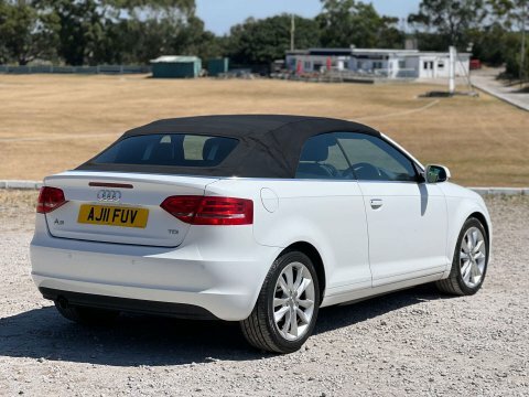 Audi A3 1.6 A3 Sport AJ11FUV White #5