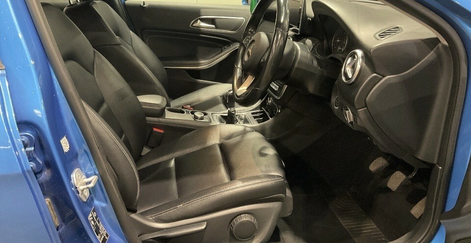 Mercedes-Benz A Class 1.5 A180 Cdi Se Blue #3