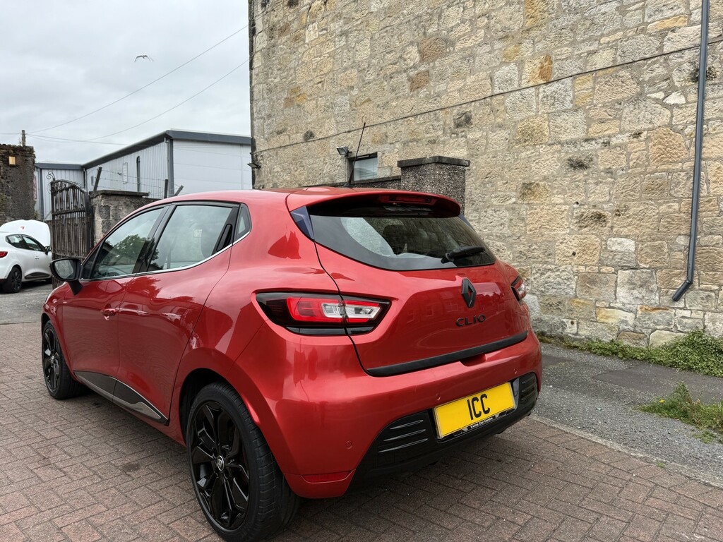 Renault Clio Hatchback 1.5 Dynamique S Nav Dci 90 2017 Red #2