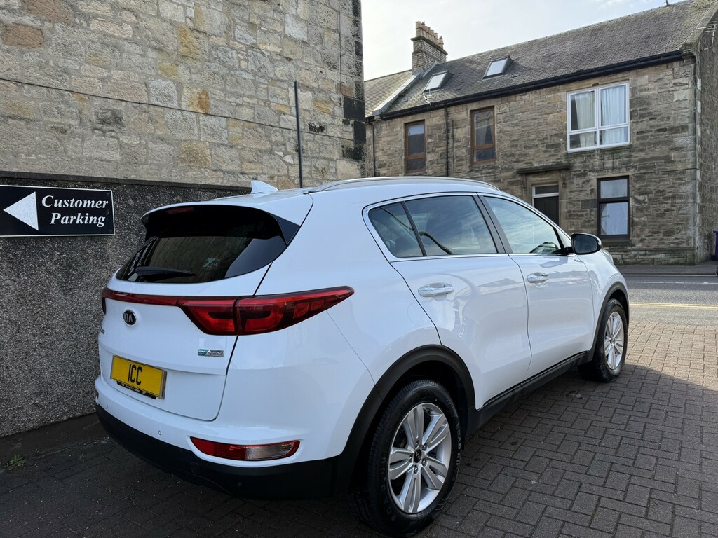 Kia Sportage 1.6 Gdi 2 White #2