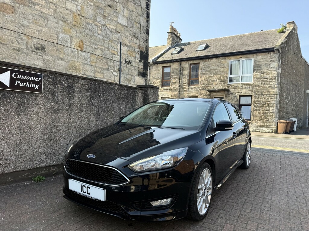 Ford Focus Hatchback 1.5 Tdci Zetec S 2016 Black #3