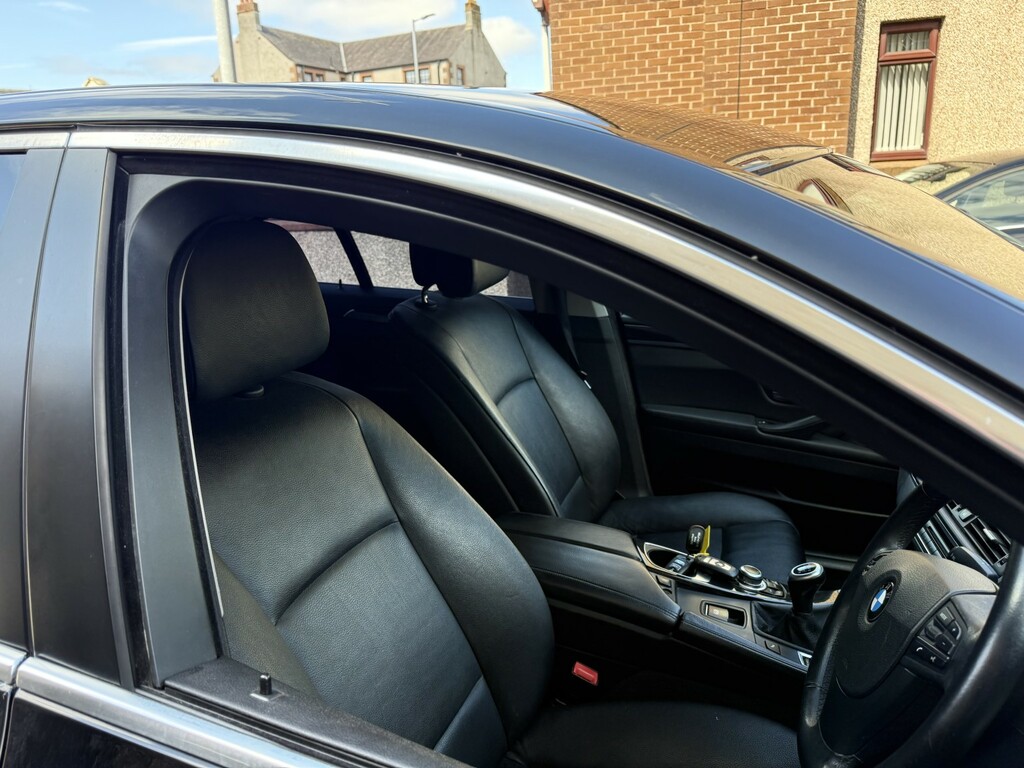 BMW 5 Series Saloon 2.0 520D Se Saloon 2013 GL09LOV Black #5