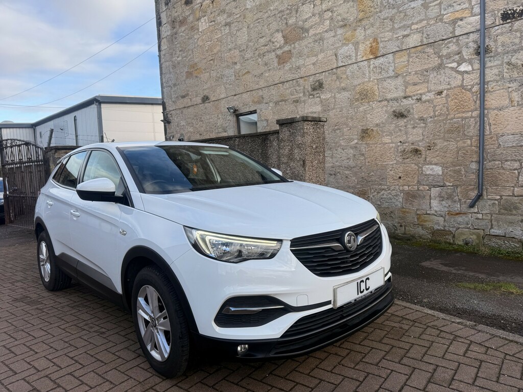 Vauxhall Grandland X 1.2 Turbo Se White