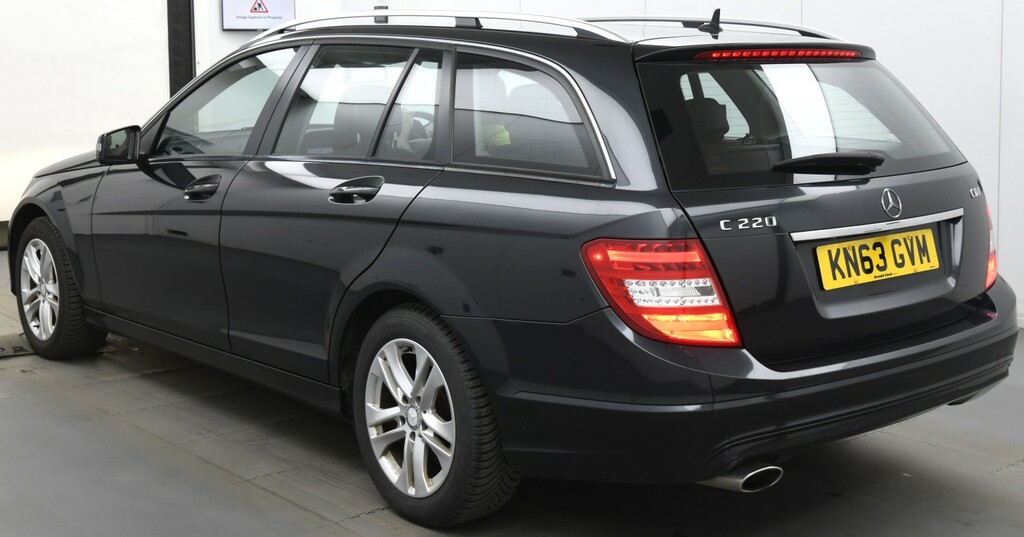 Mercedes-Benz C Class 2.1 C220 Cdi Executive Se Black #6