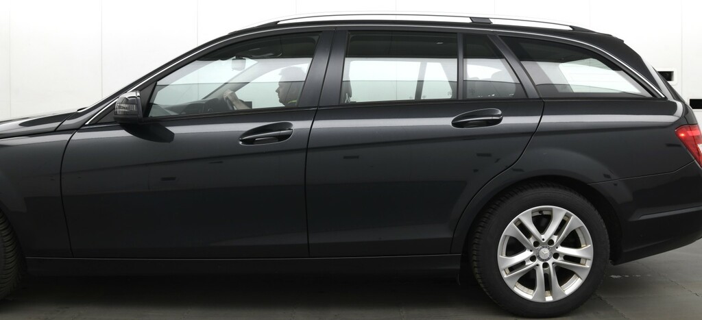 Mercedes-Benz C Class 2.1 C220 Cdi Executive Se Black #5