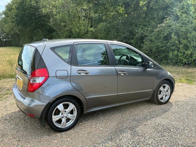 Mercedes-Benz A Class 2011 2.0 A160 Cdi Avantgarde Se Hatchback Dies Grey #6