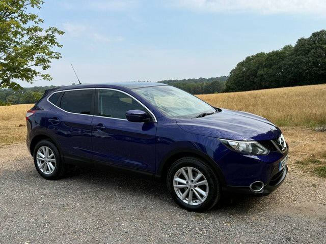 Nissan Qashqai 2015 1.5 Dci Acenta Premium Suv Blue #2