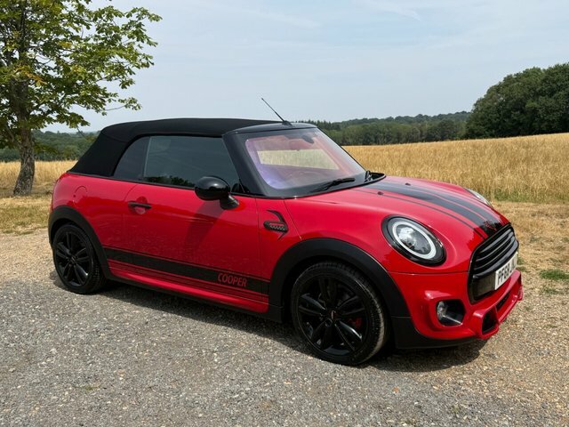 Mini Convertible 2018 1.5 Cooper Sport Convertible Manua Red #2