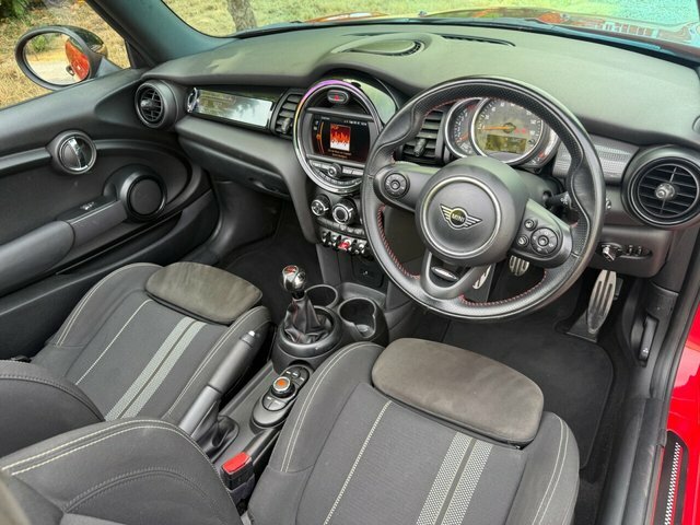 Mini Convertible 1.5 Cooper Classic Convertible Grey #40