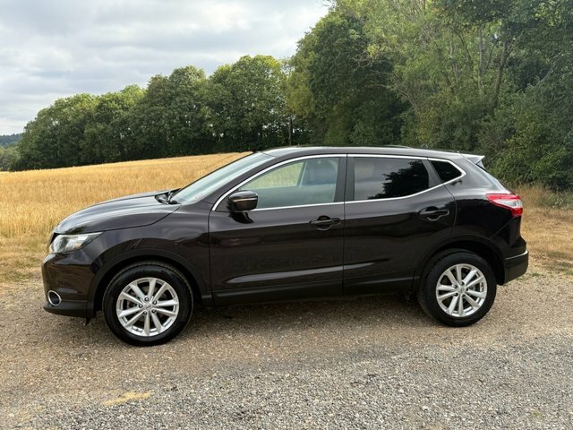 Nissan Qashqai Hatchback Black #22