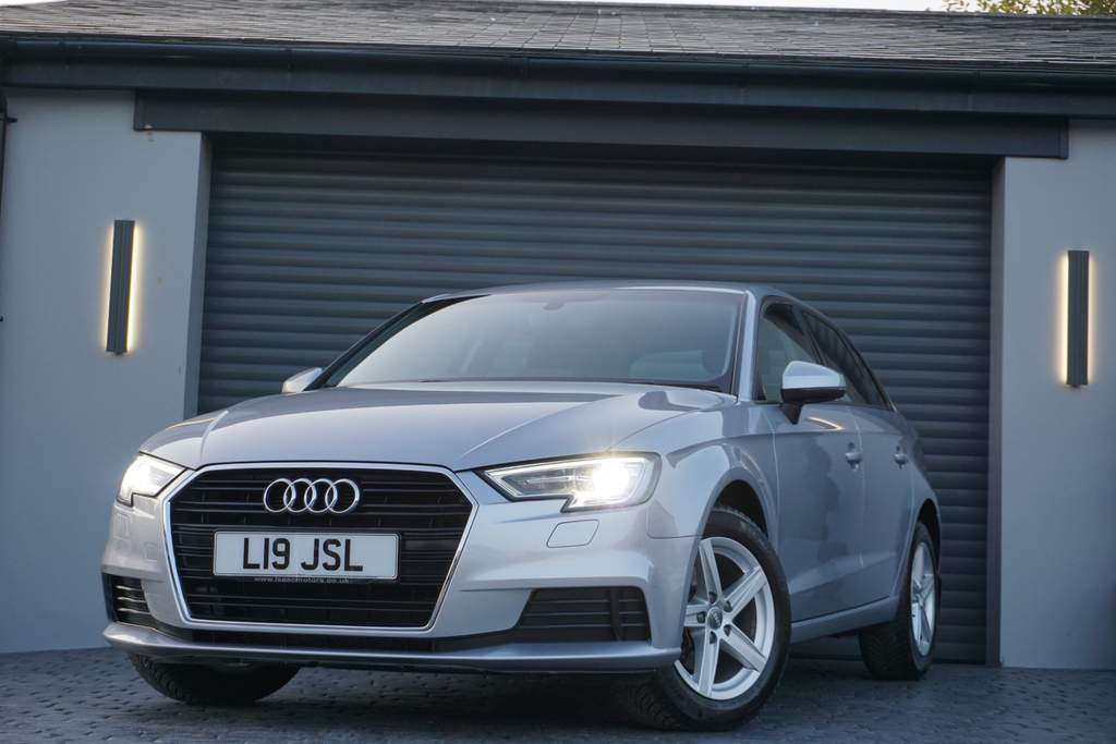 Audi A3 Sportback Tfsi Se #5