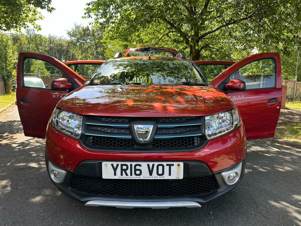 Dacia Sandero Stepway Hatchback 1.5 Dci Laureate Euro 6 Ss 2016 YR16VOT Red #6