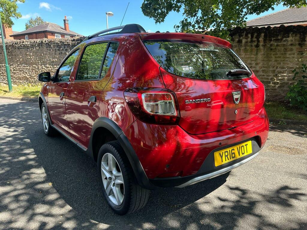 Dacia Sandero Stepway Hatchback 1.5 Dci Laureate Euro 6 Ss 2016 YR16VOT Red #4