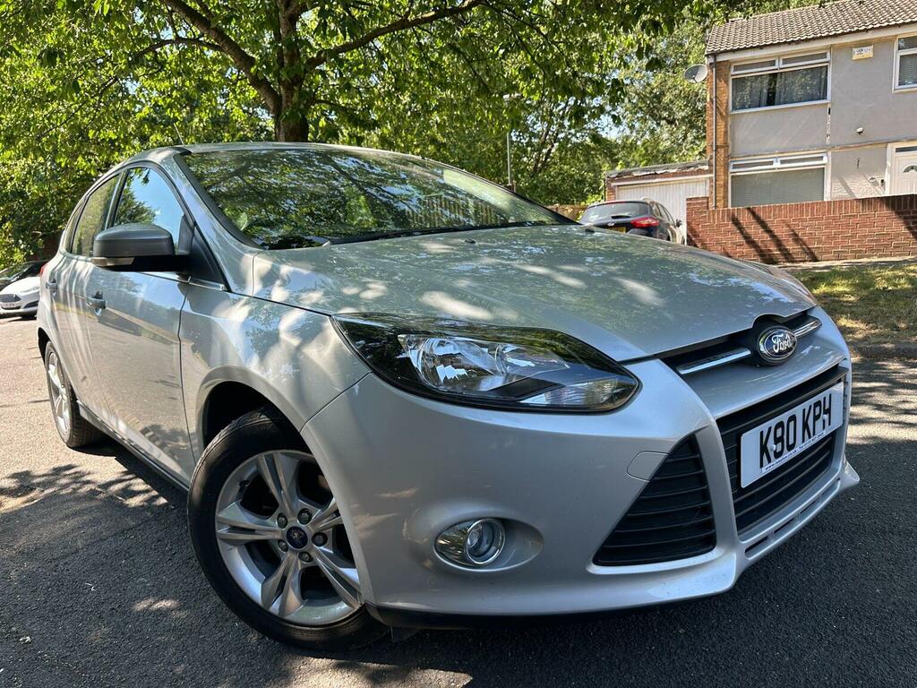 Ford Focus Hatchback 1.6 Zetec Powershift Euro 5 201313 Silver